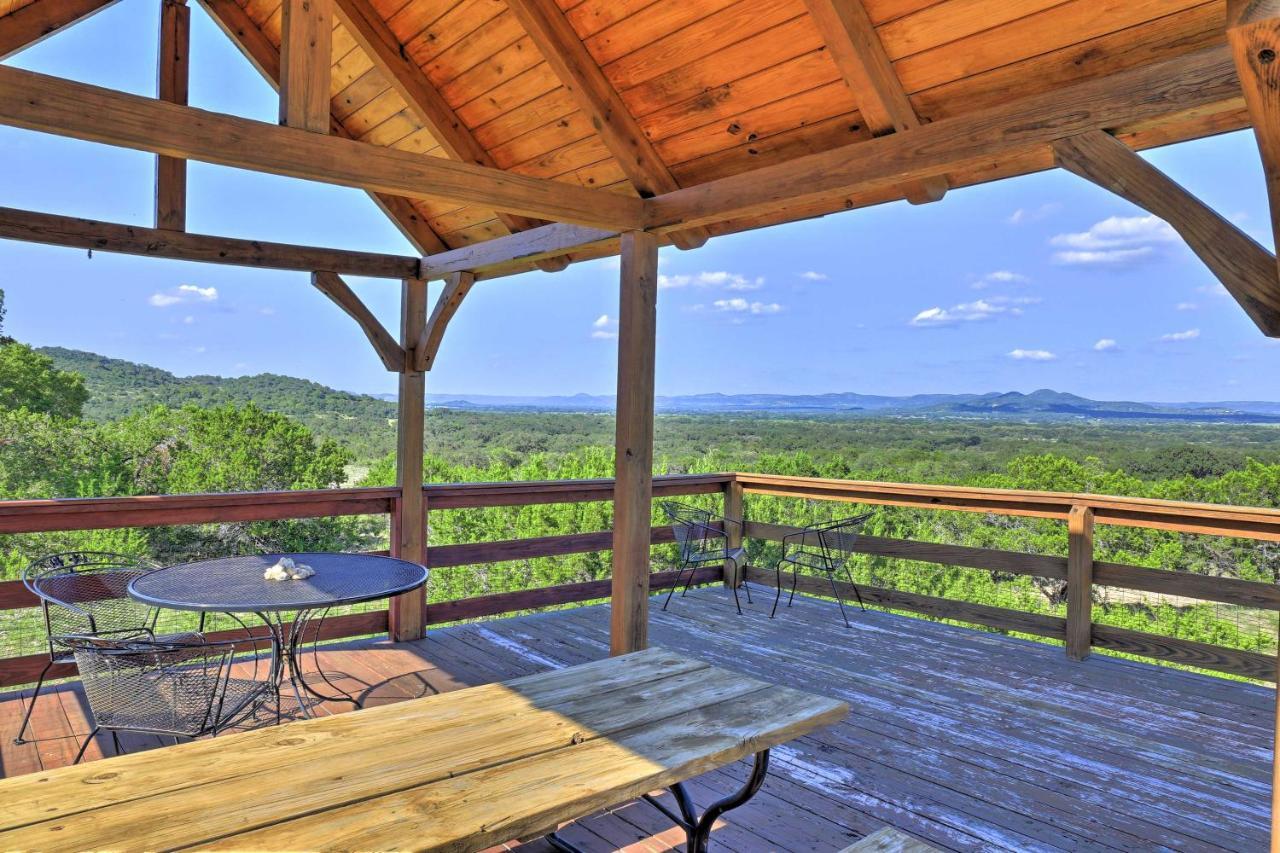 Family With Mountain Viewing Deck! *