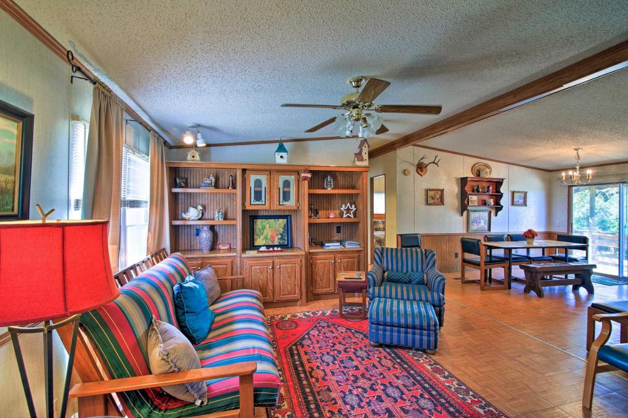 Family With Mountain Viewing Deck! *